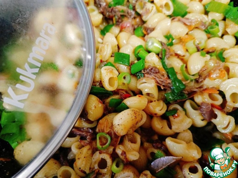 Макароны по-флотски с тушенкой