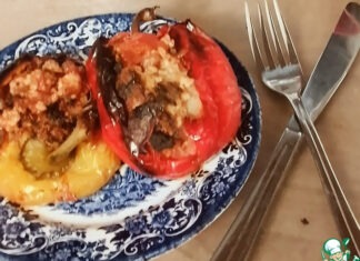 Перцы, начиненные булгуром, бараниной и томатами