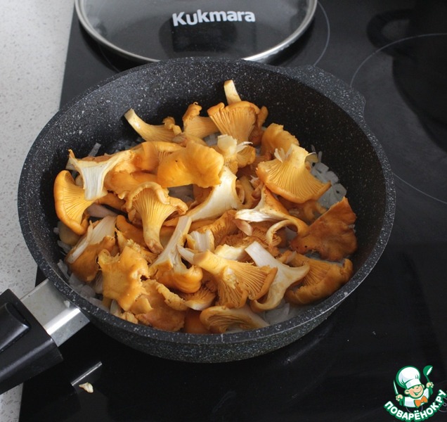 Заливной пирог с лисичками