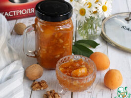 Абрикосовое варенье с орехами