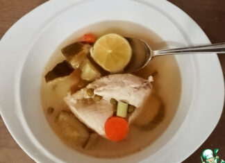 Быстрый куриный суп с овощами, лаймом