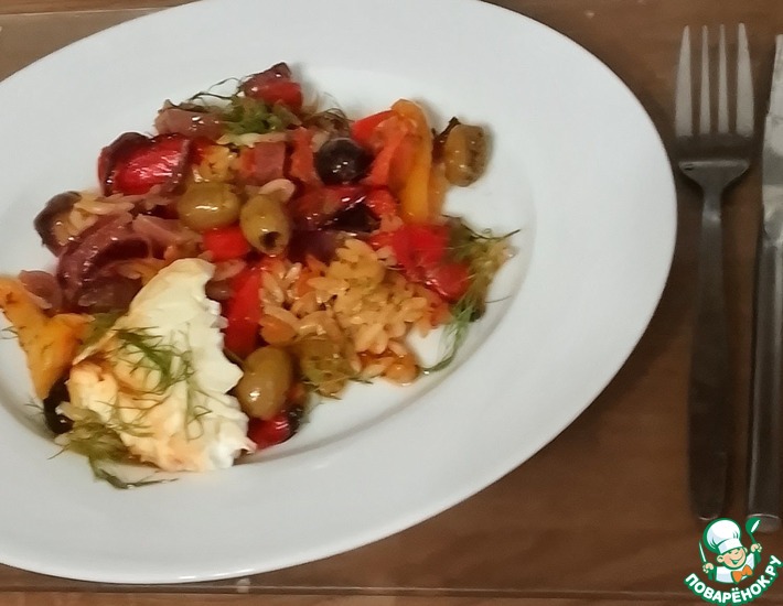 Греческий салат, запечённый с орзо