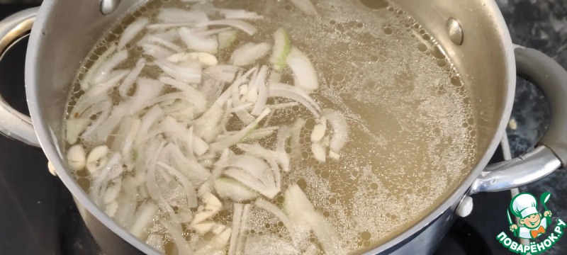 Китайский яичный суп &laquo;Даньхуатан&raquo;