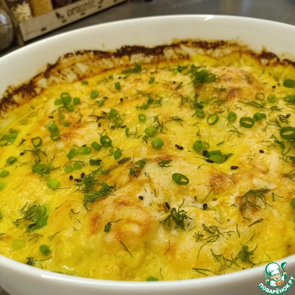Куриные грудки в сметане с куркумой