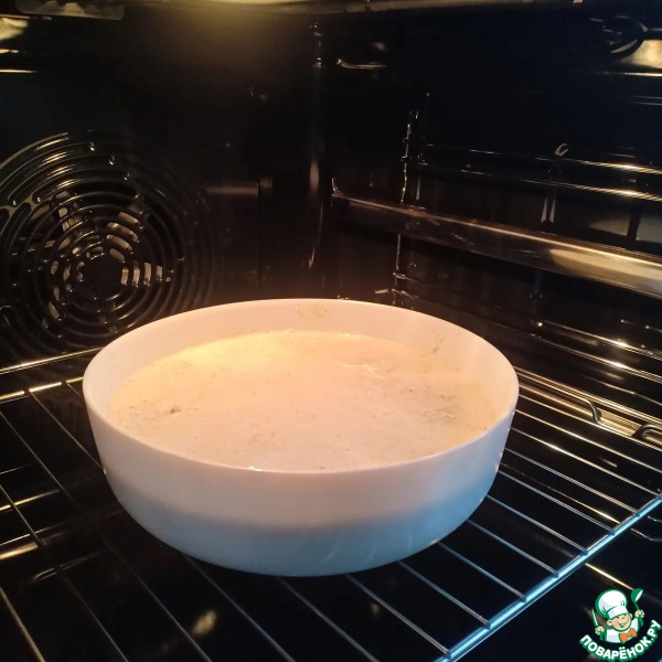 Куриные грудки в сметане с куркумой