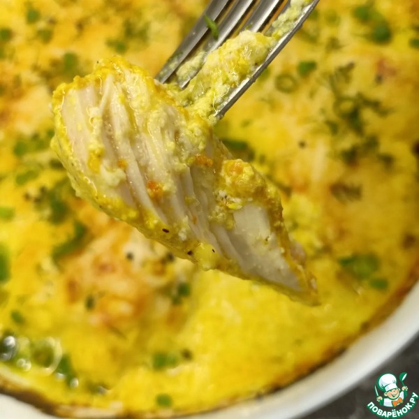 Куриные грудки в сметане с куркумой