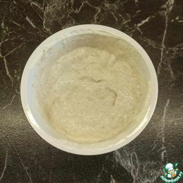 Куриные грудки в сметане с куркумой