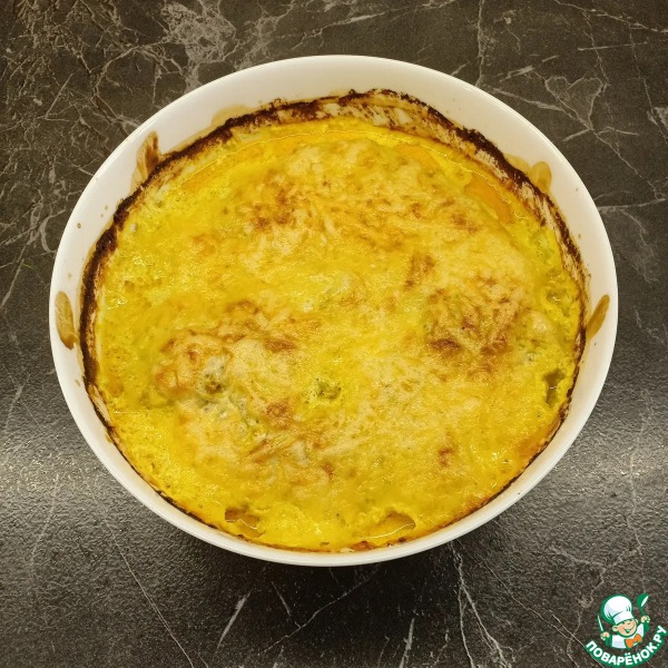 Куриные грудки в сметане с куркумой