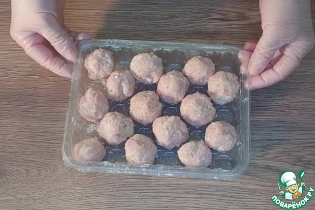 Лодочки из молодой капусты и фарша