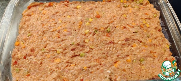 Мясная запеканка с овощами и сыром