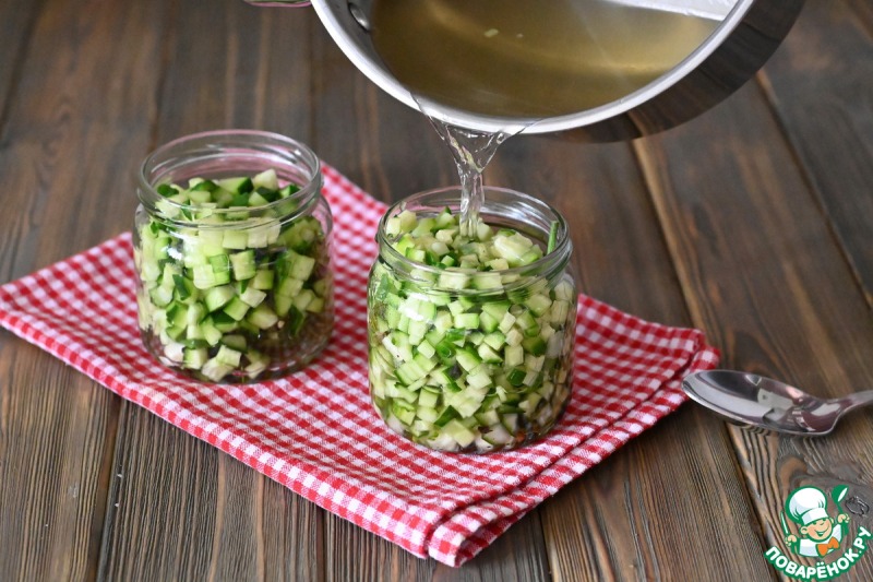 Огурцы, маринованные кубиками