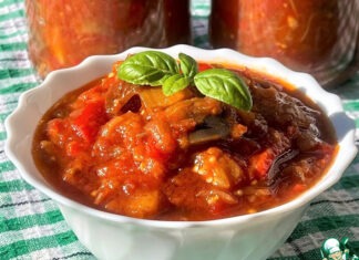 Овощное рагу с баклажанами