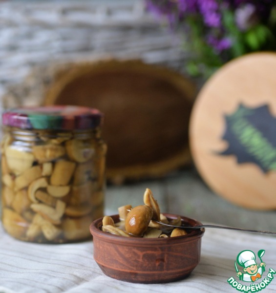 Пряные маринованные грибы с лимонной кислотой