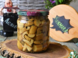 Пряные маринованные грибы с лимонной кислотой