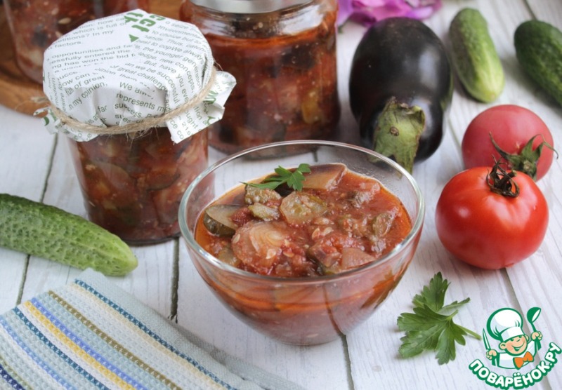 Салат из баклажанов и огурцов