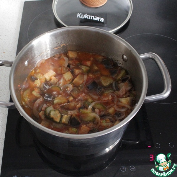 Салат из баклажанов и огурцов