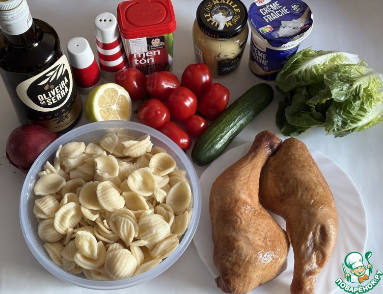Салат с пастой и курицей "Копчёный"