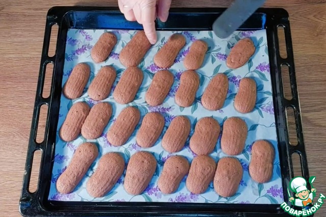 Шоколадное печенье с джемом