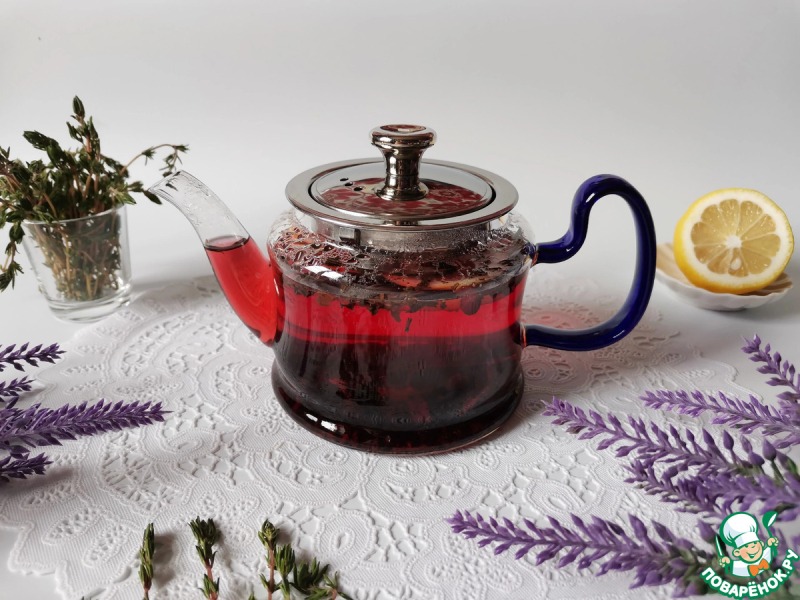 Чай с черникой и чабрецом