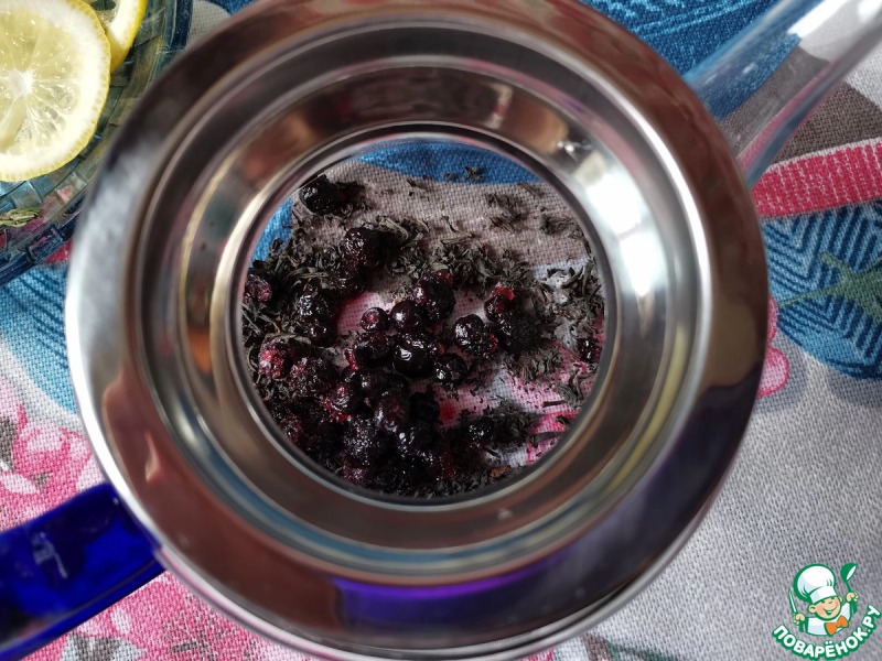Чай с черникой и чабрецом