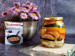 Консервированный цуккини с яблоком и перцем
