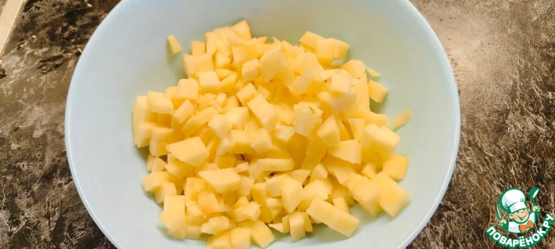Манная каша с яблоком