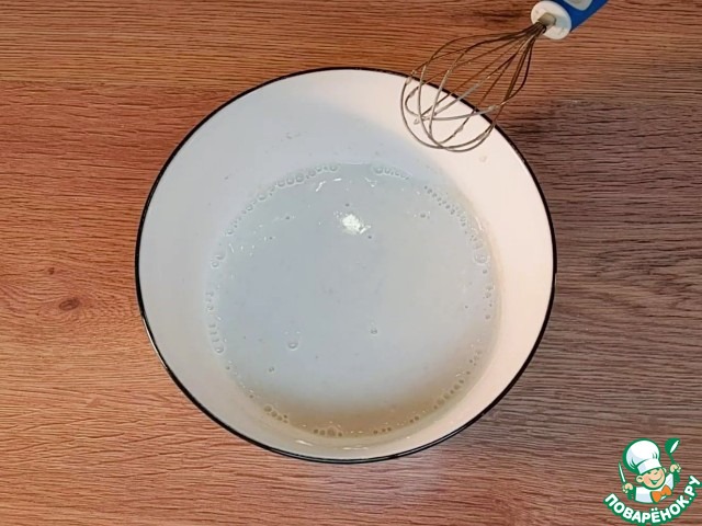 Открытые булочки с кремом и нектаринами