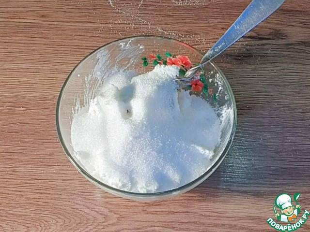 Открытые булочки с кремом и нектаринами