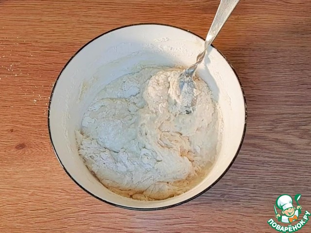 Открытые булочки с кремом и нектаринами