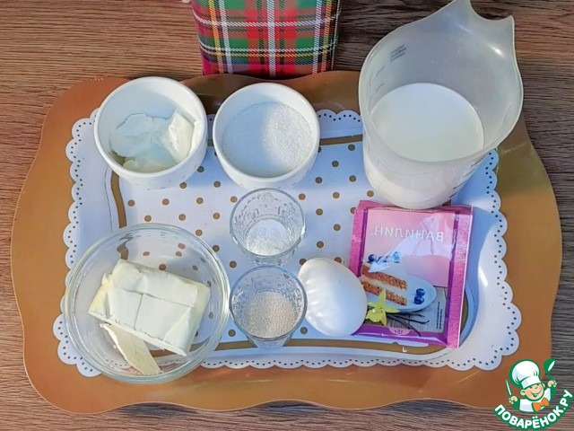 Открытые булочки с кремом и нектаринами