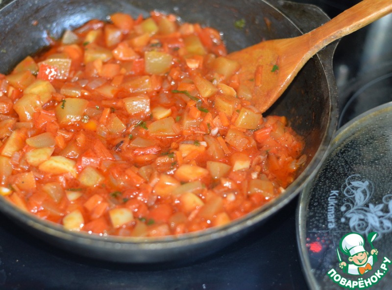 Салат "Анкл Бенс" с кабачками и яблоками