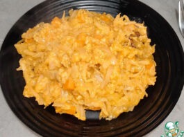 Тушеная капуста с пшеном и мясом
