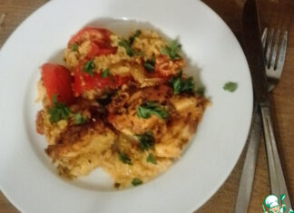 Блюдо из курицы и запеченного риса
