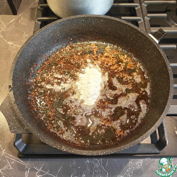 Фрикадельки с джемом в сливочном соусе
