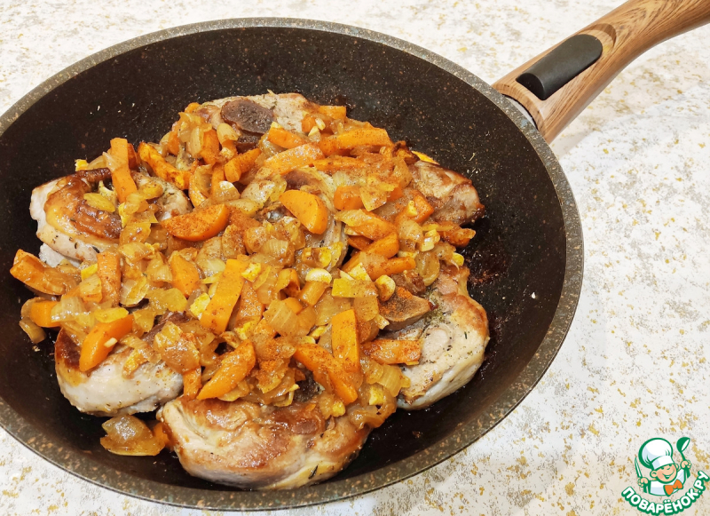Гречка по-купечески с индейкой и грибами