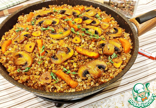 Гречка по-купечески с индейкой и грибами
