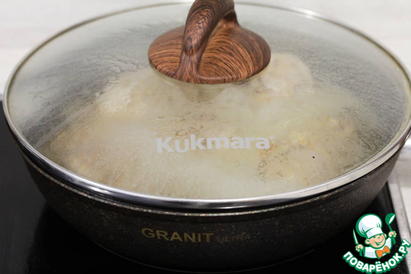 Курица со сливами