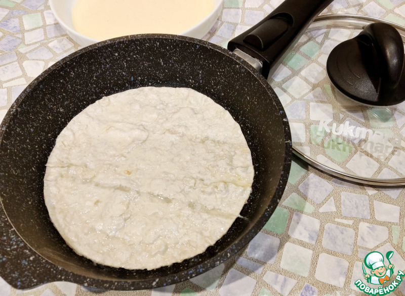 Лавашная лепешка с творогом и бананом