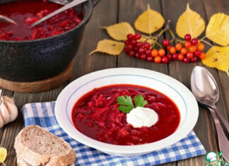 Лёгкий свекольник с кабачками