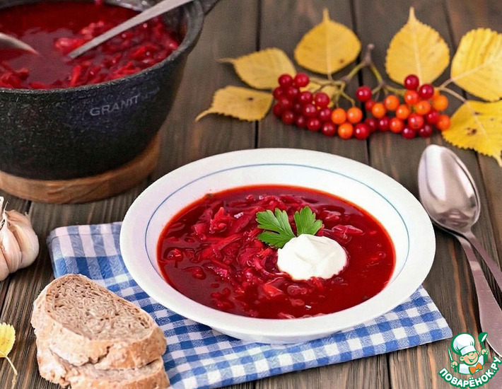 Рецепт: Лёгкий свекольник с кабачками