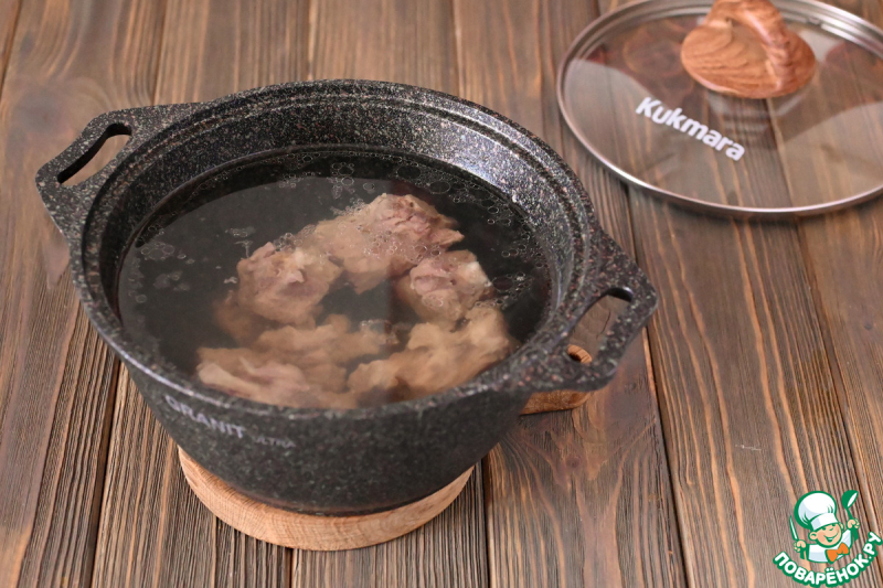 Лёгкий свекольник с кабачками