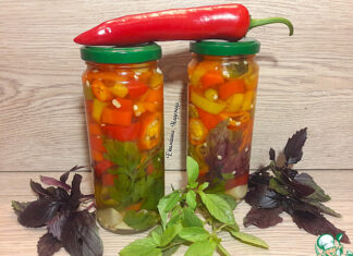 Маринованные чили в медовой заливке
