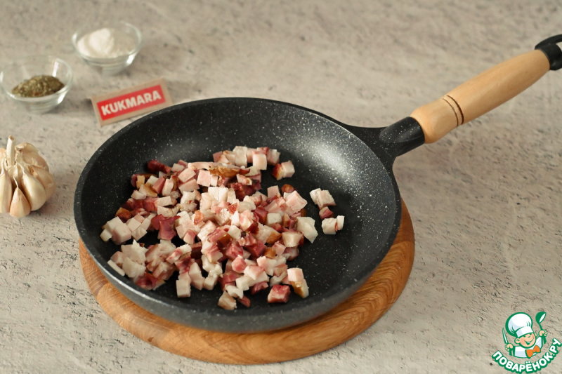 Минестроне из чечевицы с копчёной щековиной
