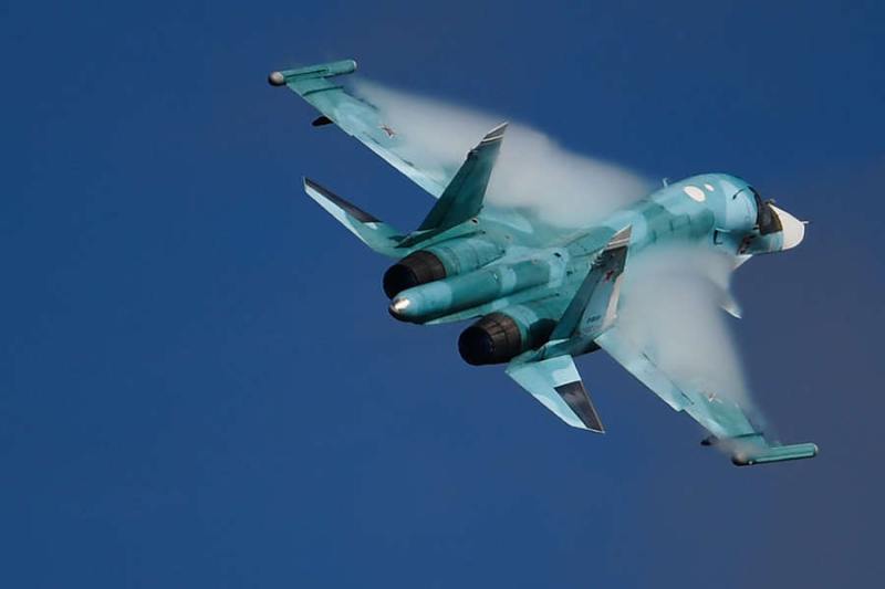 На военном аэродроме в России уничтожены два истребителя Су-34