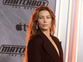 Неожиданная роль Джессики Бил: актриса сыграет жену основателя Playboy