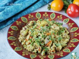 Плов из птитима с курицей