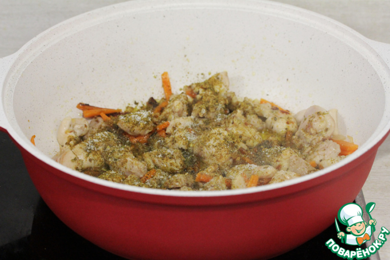 Плов из птитима с курицей