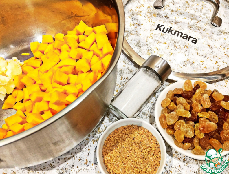 Пшеничная каша с тыквой и изюмом