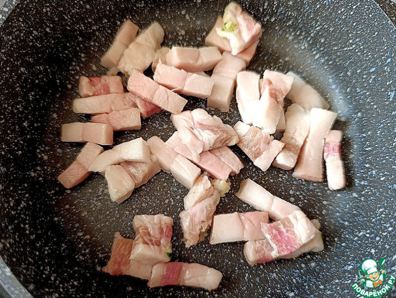 Рассыпчатая пшённая каша со шкварками