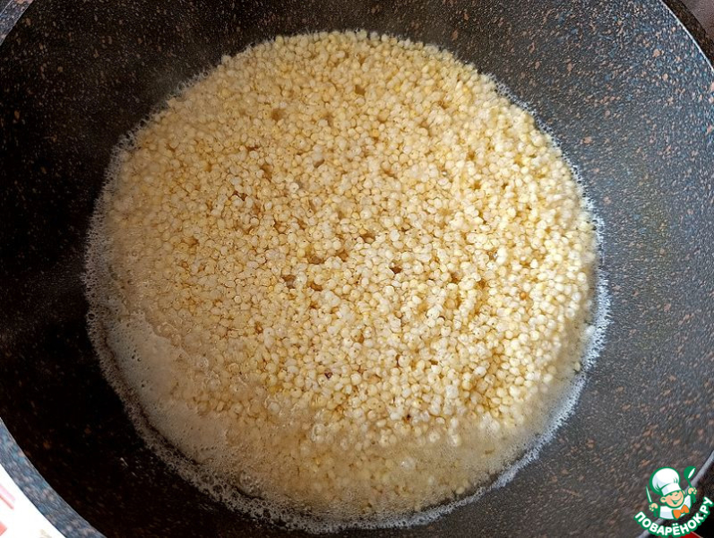 Рассыпчатая пшённая каша со шкварками